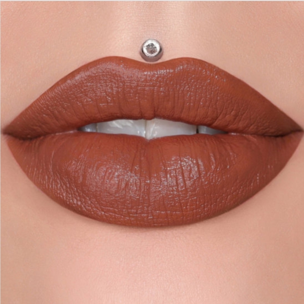 💜 Man Down- Velvet Trap Lipstick - Jeffree Star 🎉Host Pick🎉